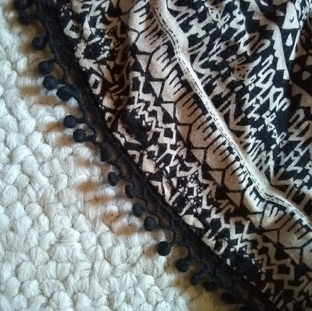 Patterned shorts - Picture 2 of 4